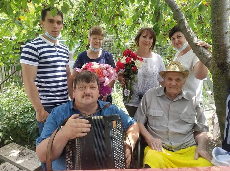 С днем рождения!!! С днем рождения!!!
