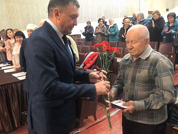 Труженикам тыла в честь 75-летия Великой Победы вручены медали